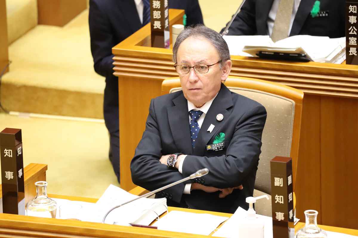 「今すぐ逮捕だ」沖縄県議会大荒れ　ワシントン事務所問題、執行部の経費予算計上で紛糾